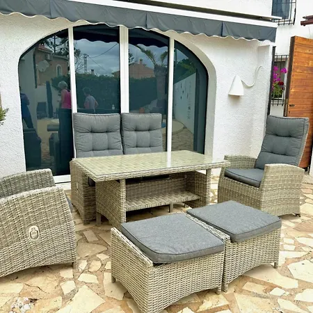 En Els Poblets, Espana - Es-373-33 Villa Denia